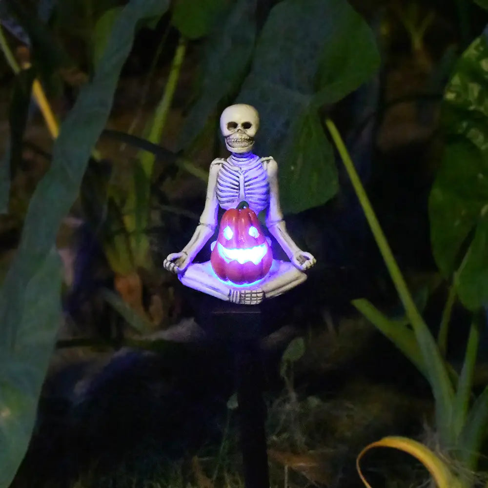 Solar Skull Yoga Statue For Garden And Lawn Decor