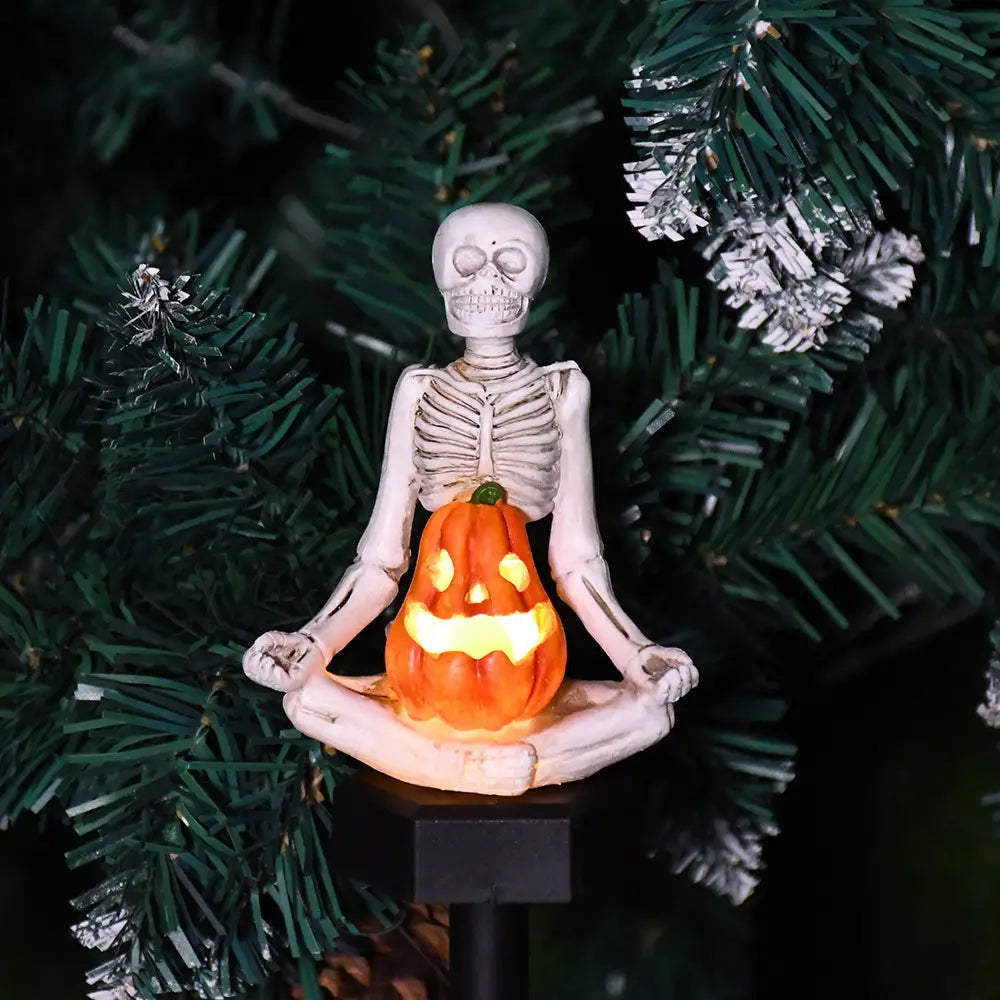 Solar Skull Yoga Statue For Garden And Lawn Decor