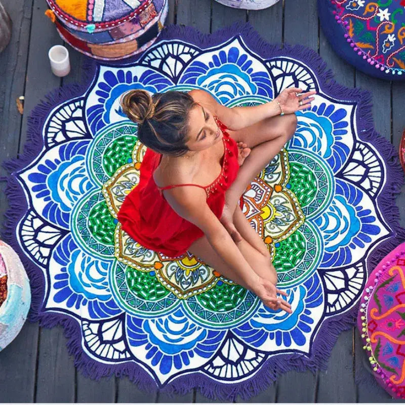 BOHO ROUND BEACH YOGA MAT WITH ETHNIC PRINT & TASSELS