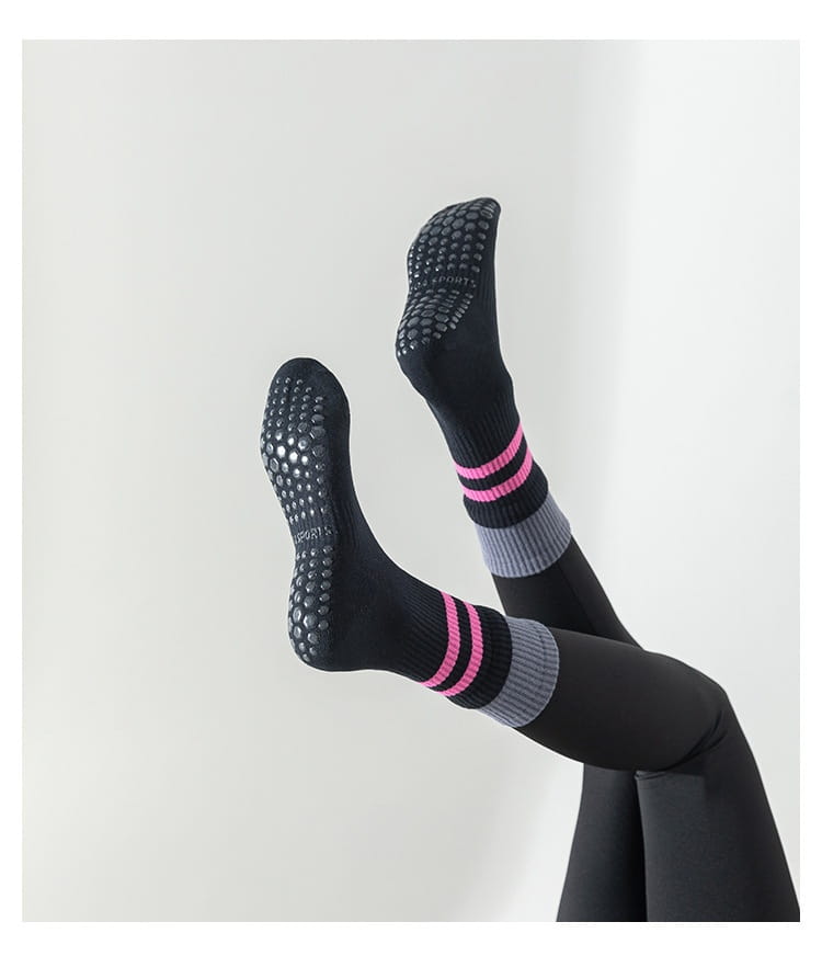 MID-CALF NON SLIP YOGA SOCKS FOR WOMEN