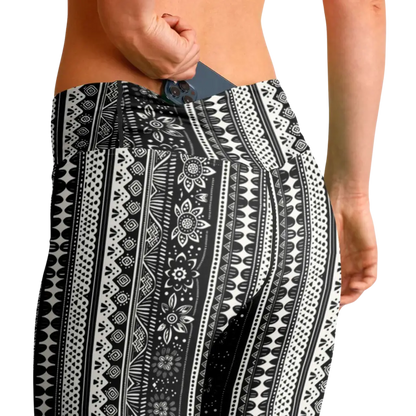 BOHO ETHNIC FLARE LEGGINGS - Flare Leggings - AOP