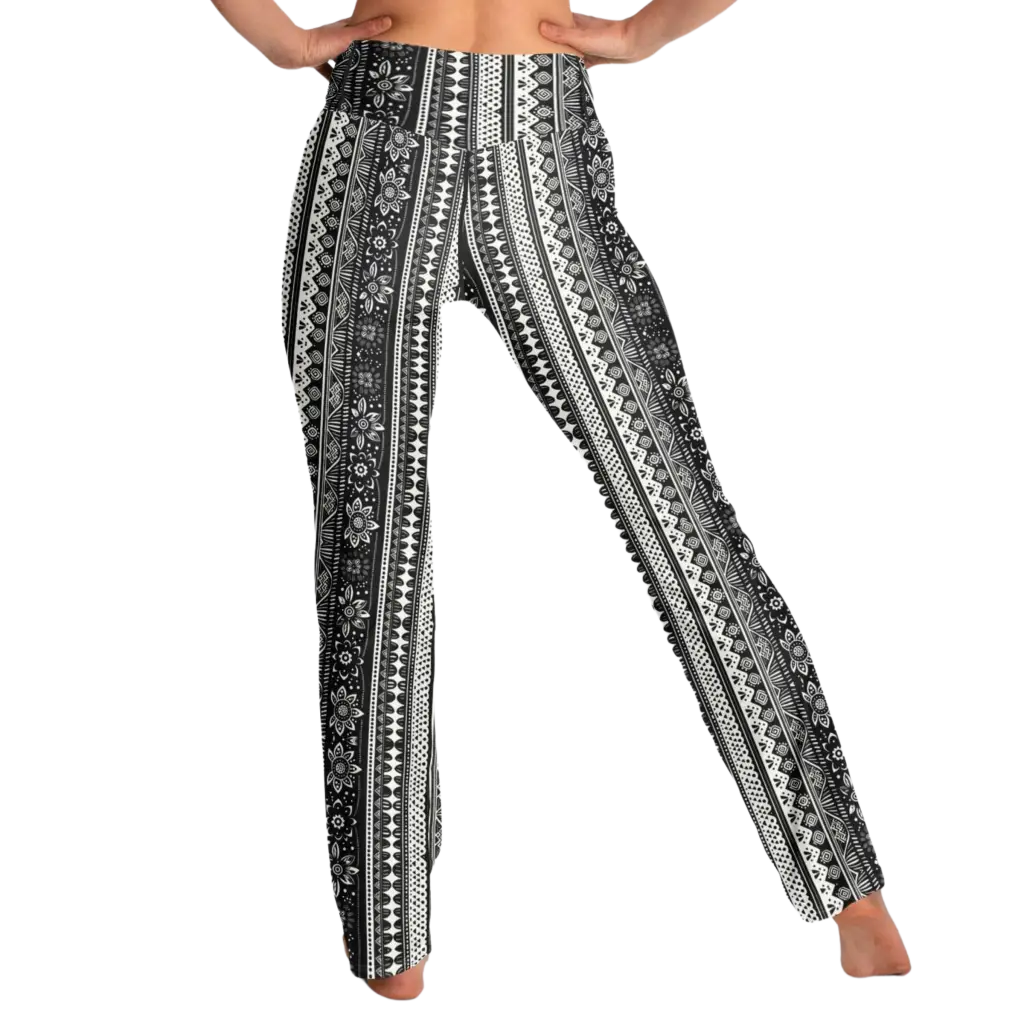 BOHO ETHNIC FLARE LEGGINGS - Flare Leggings - AOP