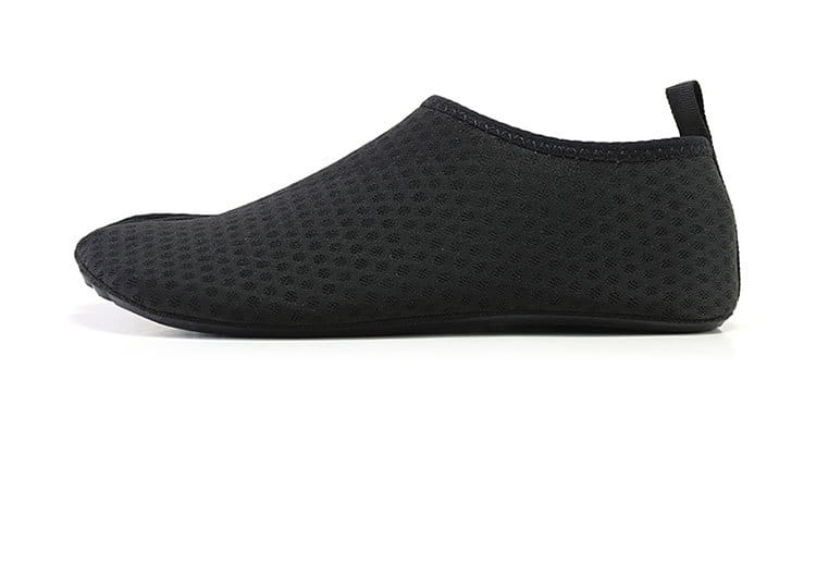 NON SLIP BREATHABLE YOGA SHOES FOR WOMEN AND MEN