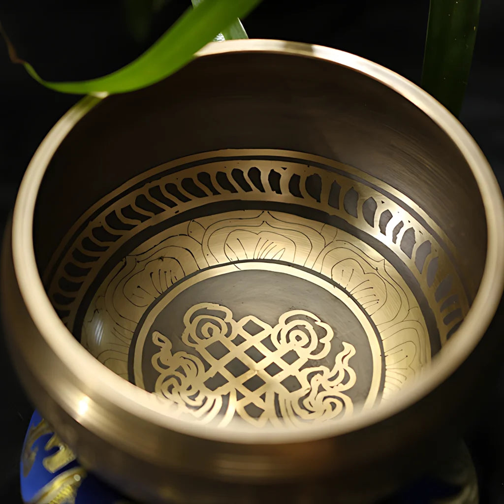 HANDMADE BUDDHA SOUND BOWL WITH SACRED KNOT SYMBOL - sound