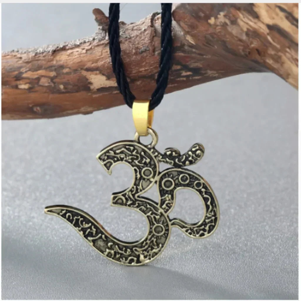 MYSTICAL OM PENDANT NECKLACE FOR SPIRITUAL HARMONY - Necklace