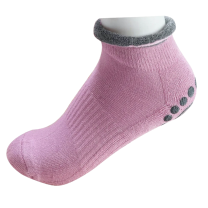 NON-SLIP YOGA SOCKS WITH SILICONE GRANULES - Pink