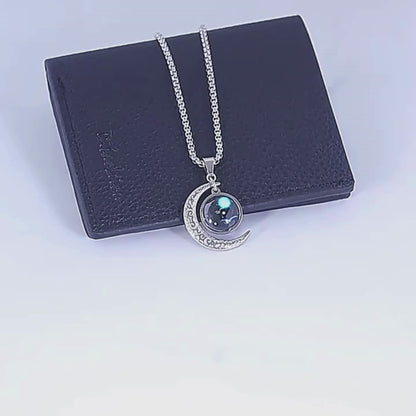 GLOWING ZODIAC NECKLACE WITH PENDANT FOR MEN & WOMEN