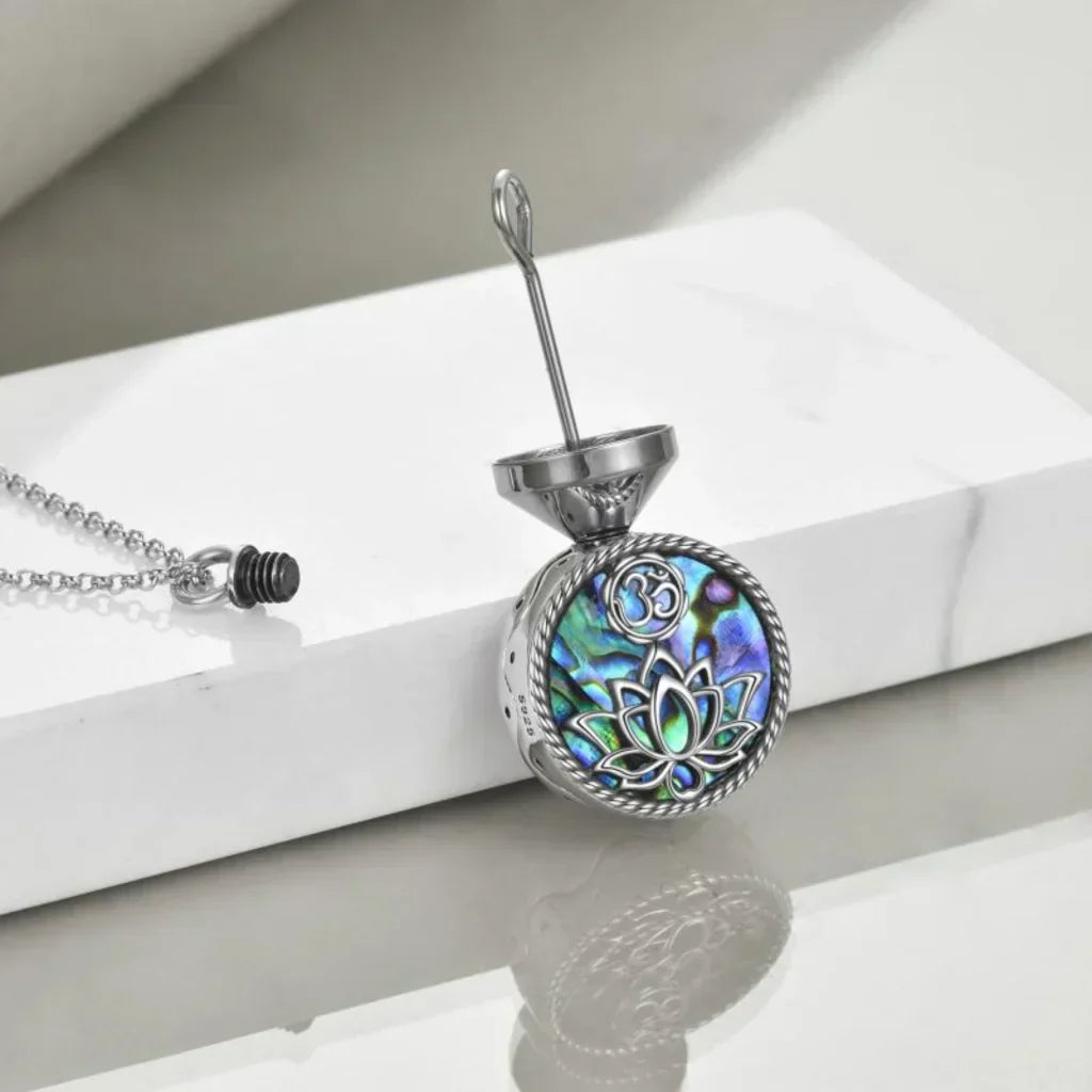 SILVER LOTUS YOGA NECKLACE WITH PENDANT FOR PEACE - Silver - Necklace