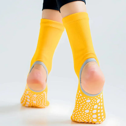 Split Toe Socks For Yoga With Non Slip Grip